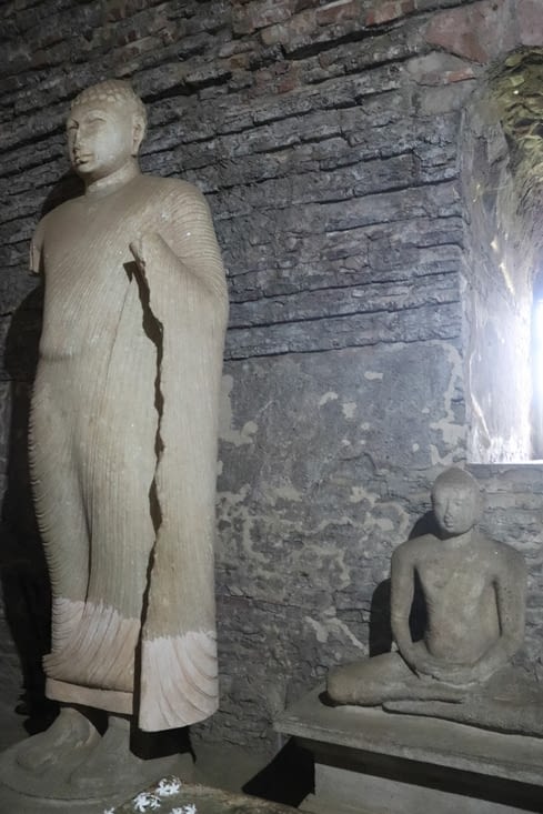 Thuparama image house