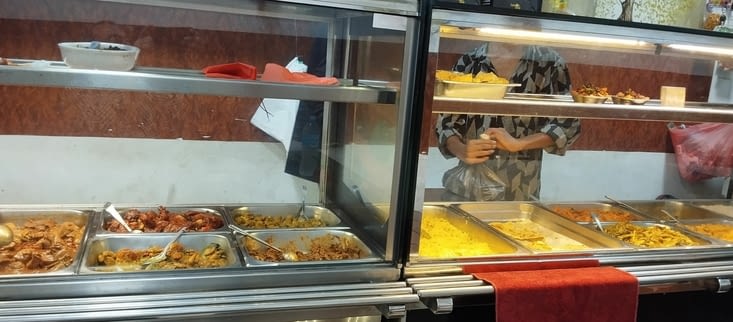 Restaurant LEMON AND TREE