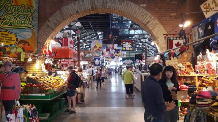 Au sein du marché couvert