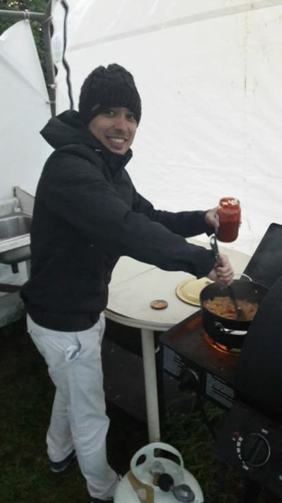 Préparation du repas dans la bonne humeur et le froid :)