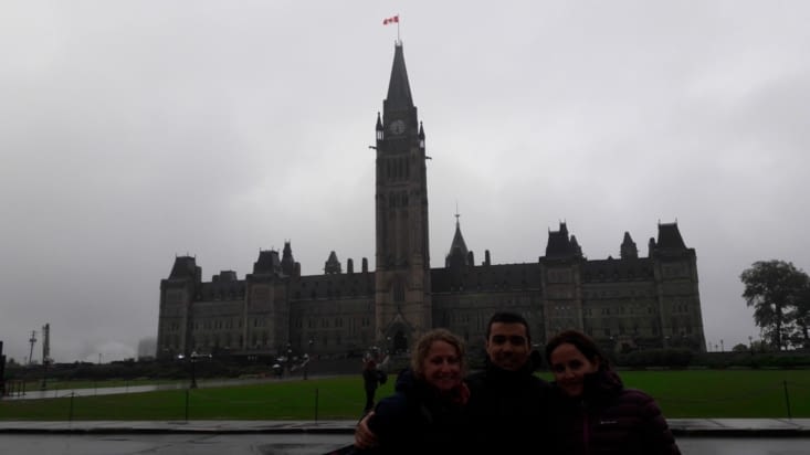 Petite pause devant le parlement