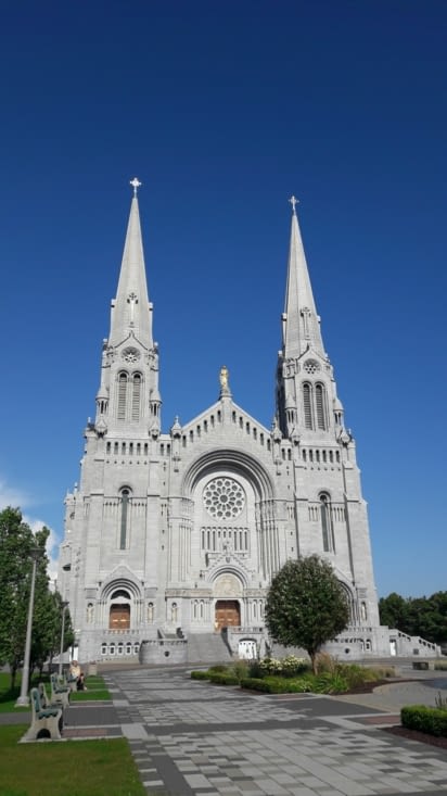La basilique Saint-Anne