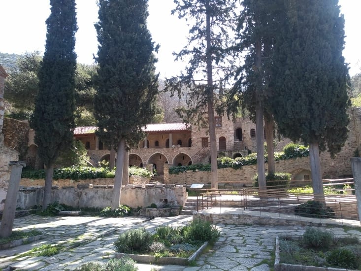 Les autres parties du monastère