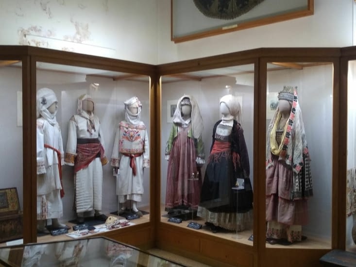 Costumes traditionnels