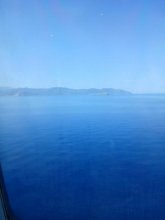 Derniere photo , vue du ferry, la fin de la terre corse ( bout du cap corse)