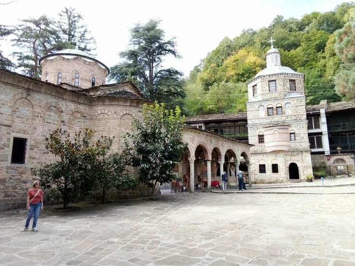 Cour du monastere