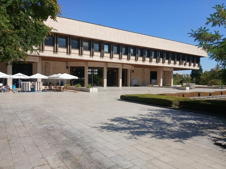 L arriere du musée