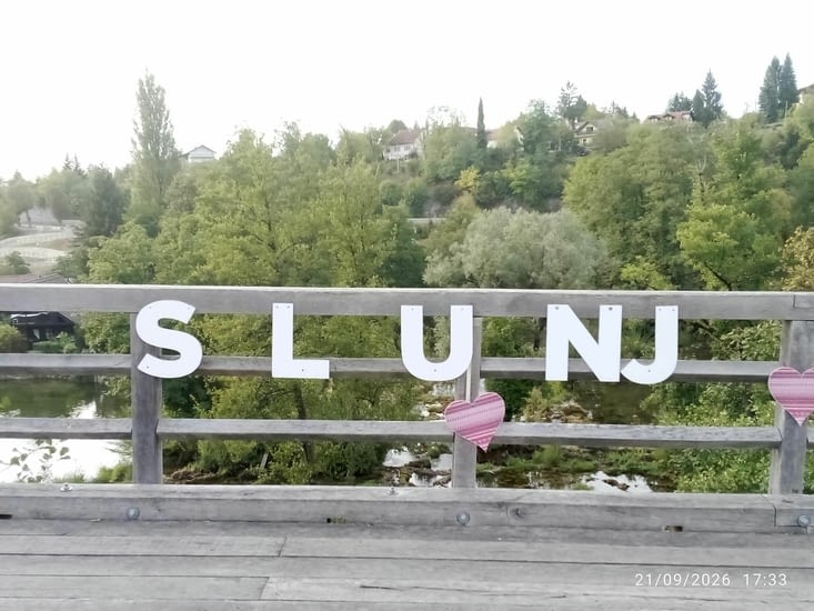 Slunj...