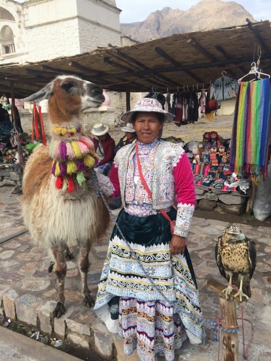 Les locaux en attente de touristes pour les photos...nous les premiers !