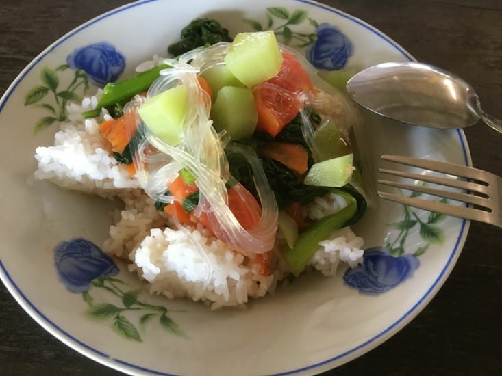 Premier repas au HouKau village (Naxaythong District)
