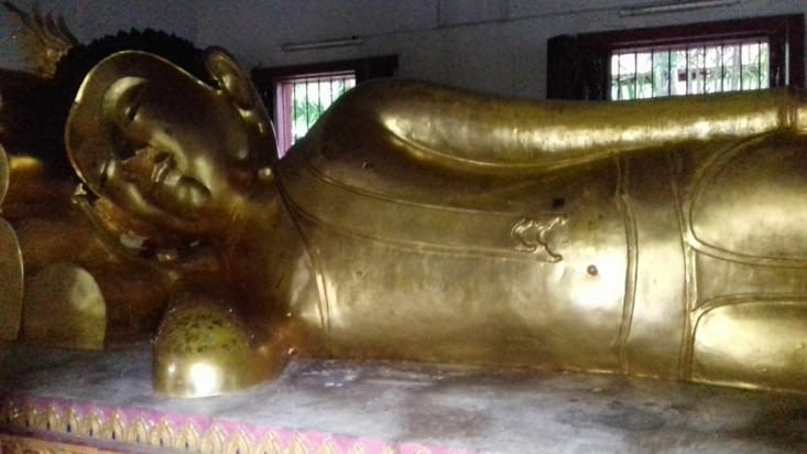Wat Phra Sing Bouddha couché