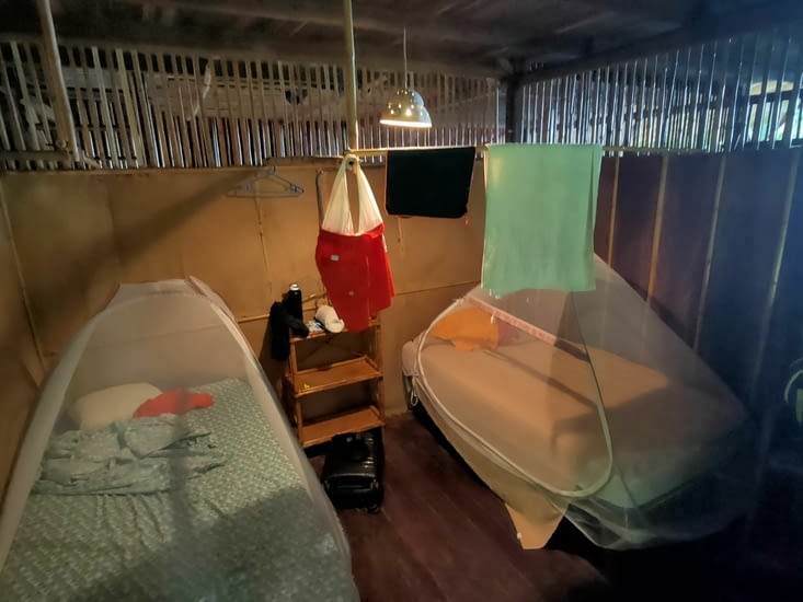 Les petits lits pour dormir en z mais sans les moustiques.