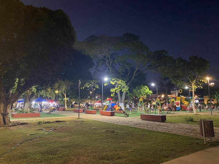 Place centrale du village