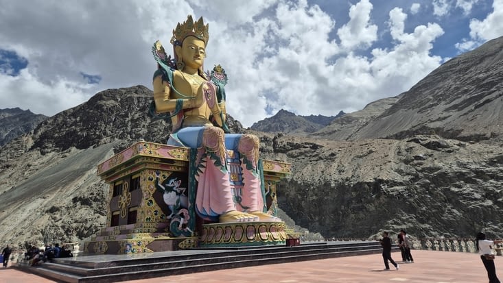 Maiterya Buddha Statue à Diskit