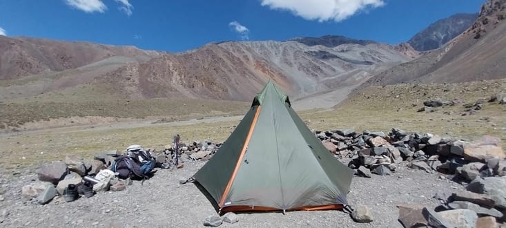 La tente avant El viento