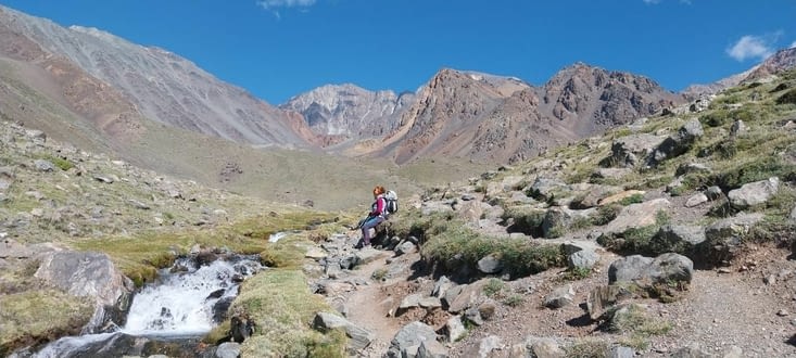 Montée au camp de base à 3500 m sur fond de 5000 m