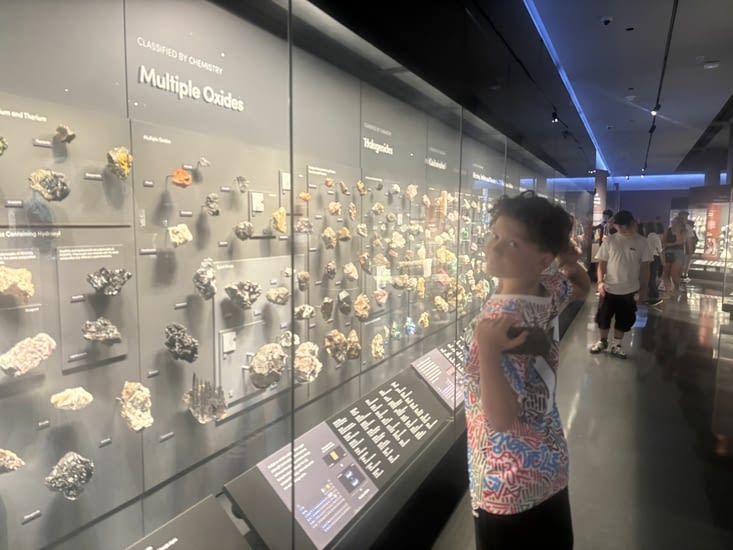 Clément aux pierres précieuses