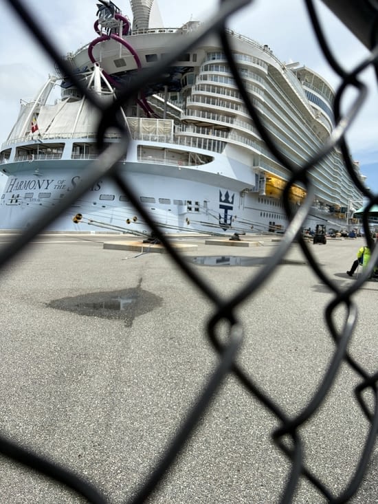 Bye bye Harmony of the sea