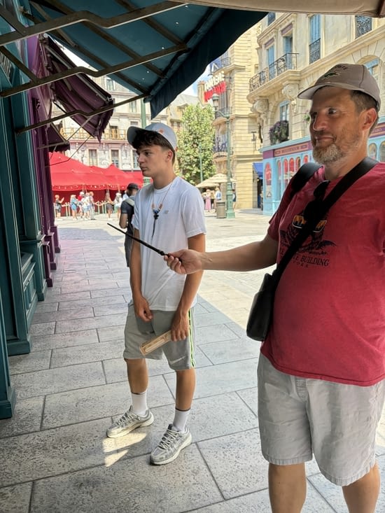 Et on peut faire des tours dans le monde