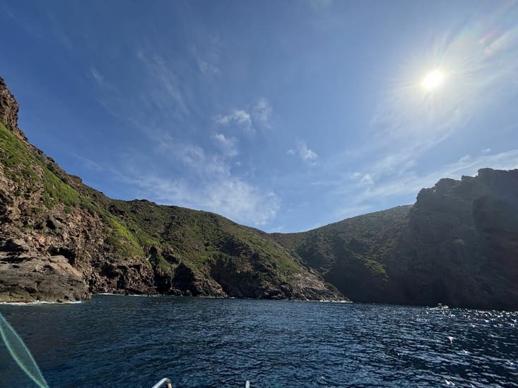 Vue sur la réserve naturelle de Scandola