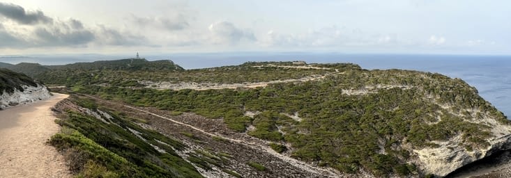 Vue panoramique phare de Pertusato