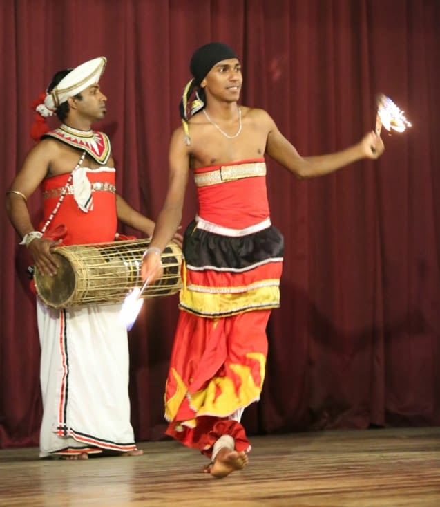 dance Sri Lankaise