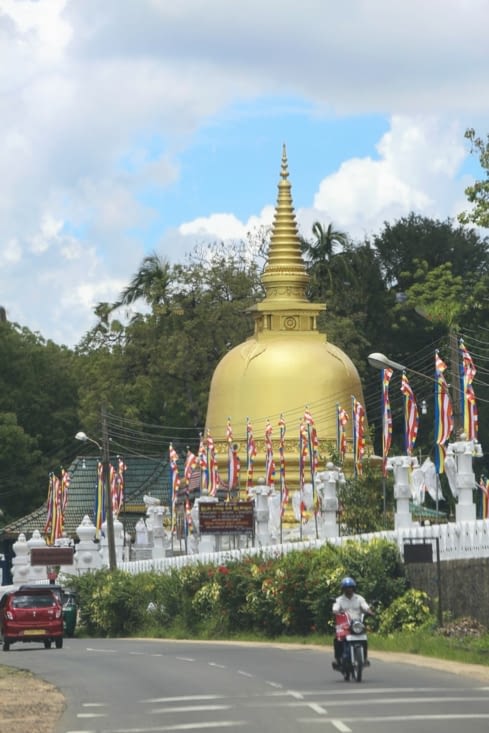 stupa d'oré Dambulla
