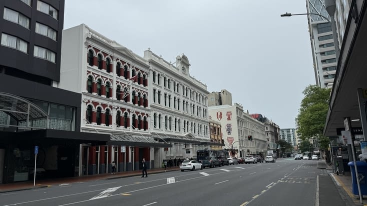 Plus d’un siècle de constructions successives qui cohabitent …