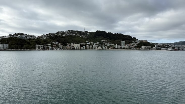Wellington s’étale sur des kilomètres de côte…
