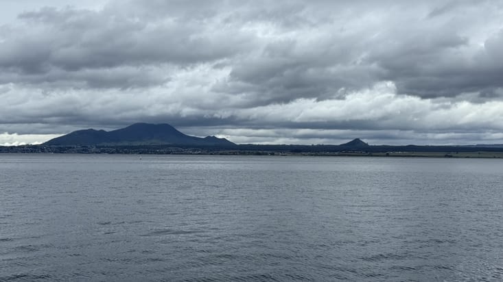 Le ciel est plus que jamais menaçant… on rentre au port !