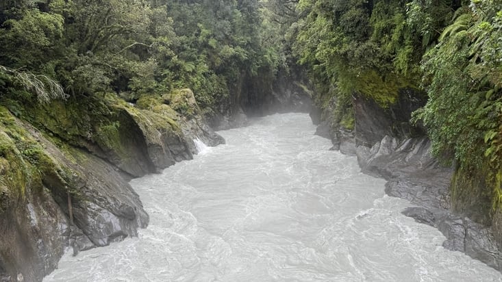 La Waiho River est déchaînée !