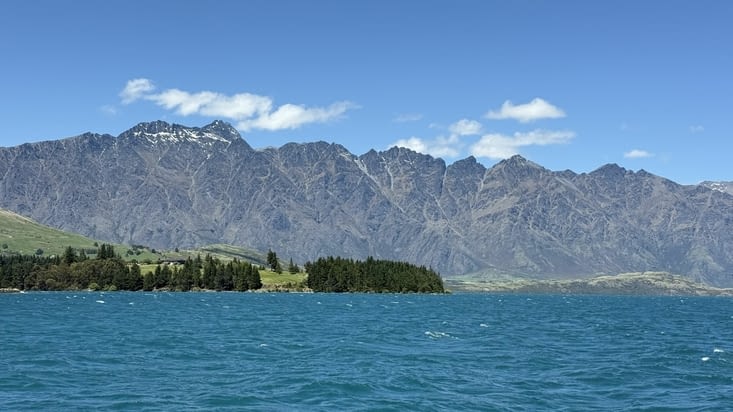 The Remarkables, cette barrière montagneuse qui domine Queenstown…