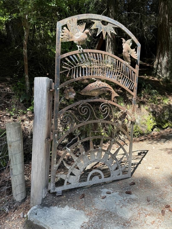 La porte est grande ouvert, on peut continuer …