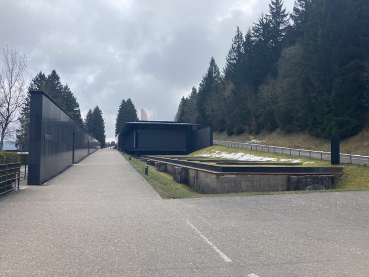 Bâtiment du centre européen du résistant deporté