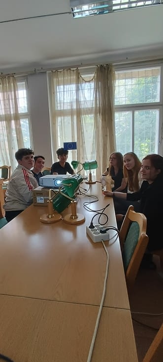 Triptastic Agency élabore leur affiche promotionelle sur Canva