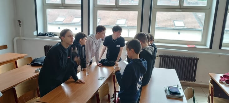 En binôme pour le cours de français