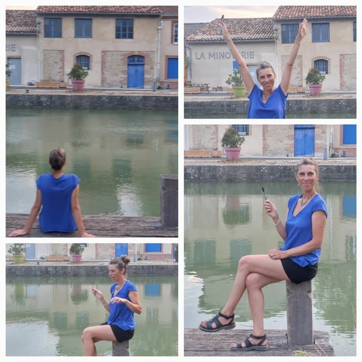 Véronique fait un shooting photos avec une brosse à dent.