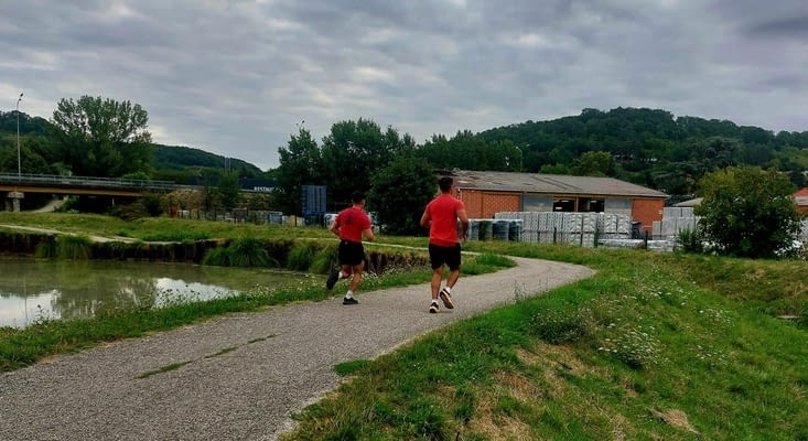 Les militaires rouges.