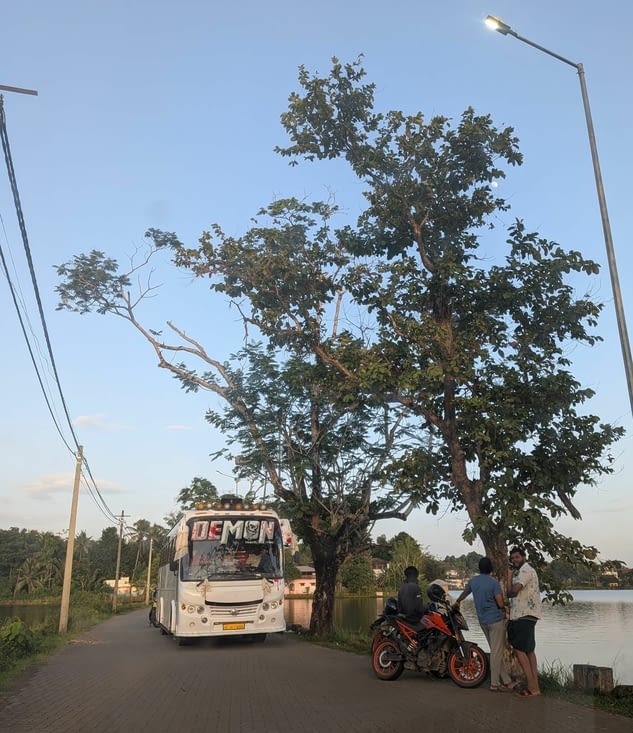 Malayattooor, sur la route