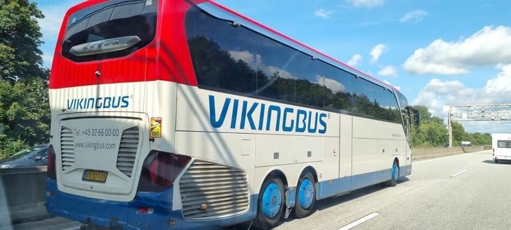 On est sur la bonne route, on suit le Viking bus 😅