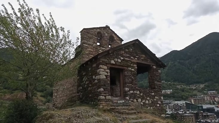 L'église romane de Sant Romà, consacrée en 1164.