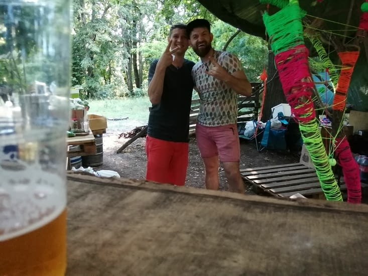 Les gars du Bar de la piste techno