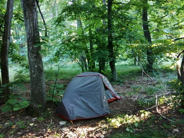 Ma tente, pas trop près, pas trop loin