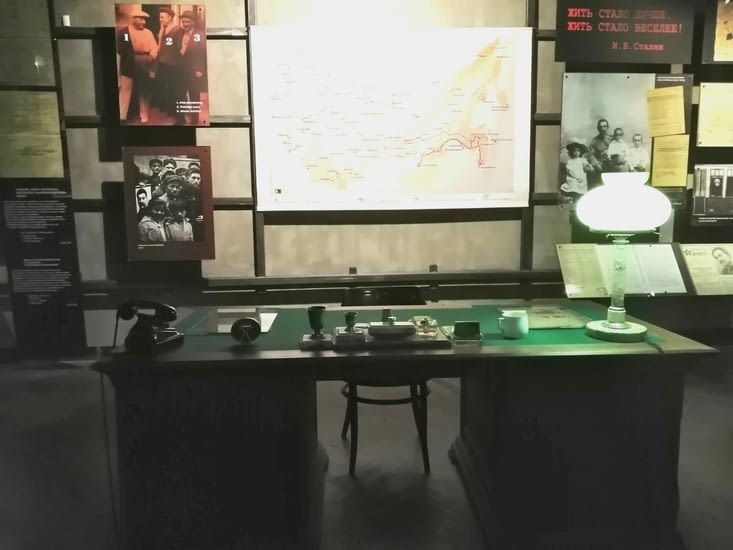 Tout cela nous conduit de l'autre côté du pont