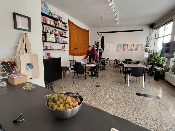 Après avoir poussé la porte d'un espace de coworking proche j'ai plus d'infos