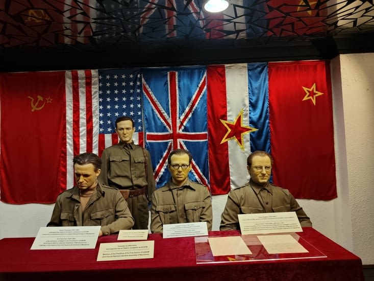 Au musée d'histoire, on ne traite que d'affaires sérieuses.