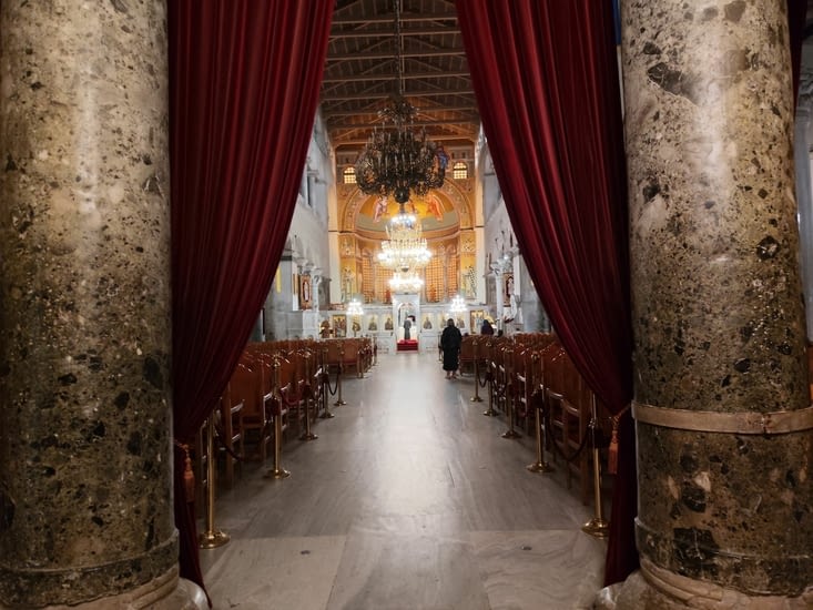 Après la politique la religion