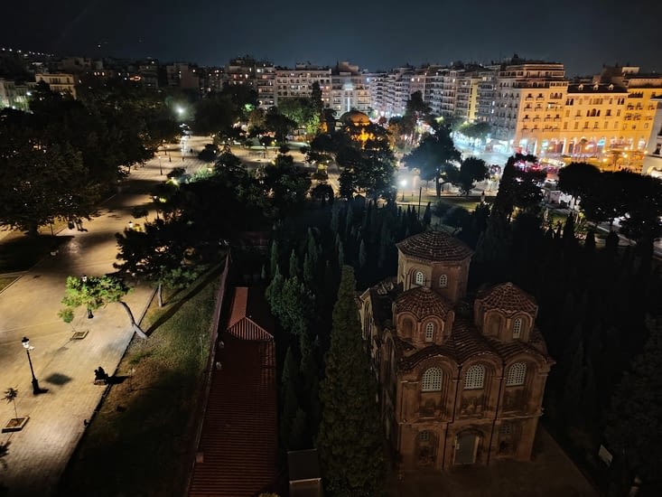L'auberge est située dans le quartier résidentiel de Thessalonique
