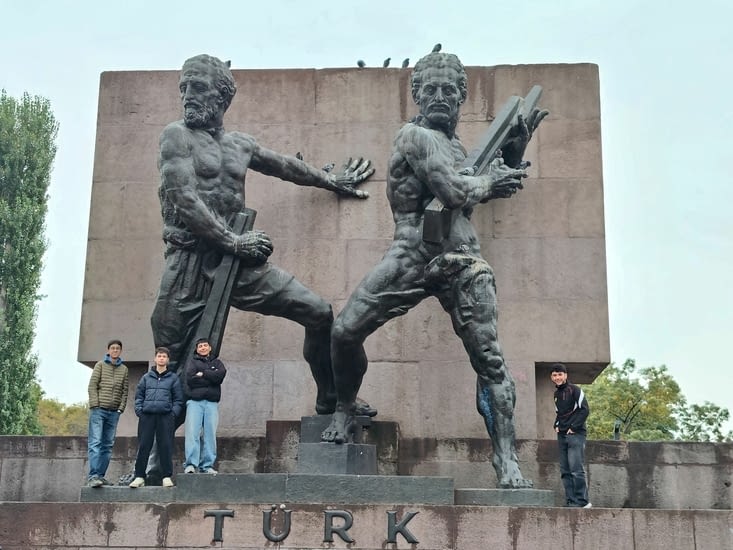 Je n'ai pas vu Ankara,, je vais donc voir  Ankara