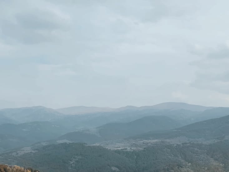 Des montagnes.
